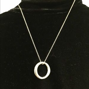 Circle necklace