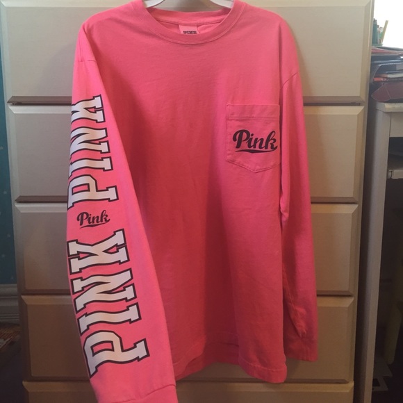 Pink long sleeved tee🎉