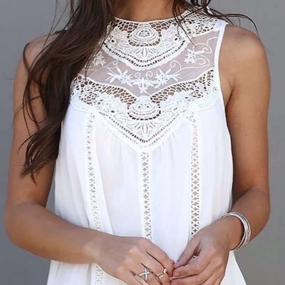 🆑 White lace Boho Mini Dress Crochet Neckline - Picture 2 of 4