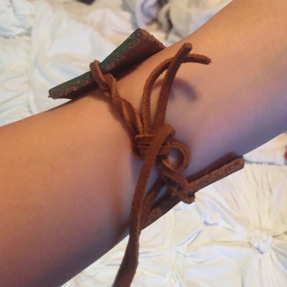 Aztec bangle - Picture 2 of 3