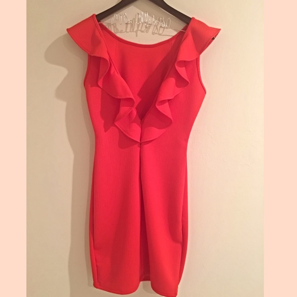 🆑 Red Open Ruffled Back Dress - Picture 3 of 4