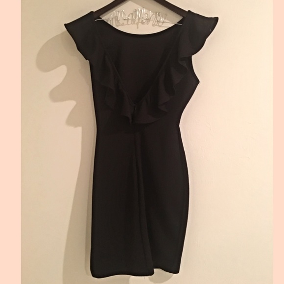 🆑 Black Open Ruffled Back Dress - Picture 3 of 4