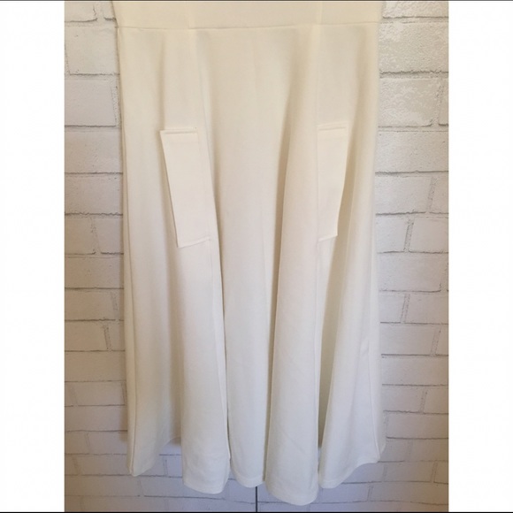 🆑Last One!! White Scoop Neck Fit Flair Midi Dress - Picture 4 of 4