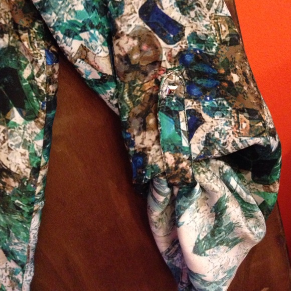 Zara Gemstone Blouse - Picture 3 of 4