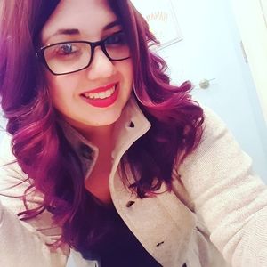 Meet your Posher, Emily