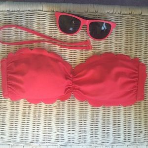 Pink swimsuit & sunglasses😎