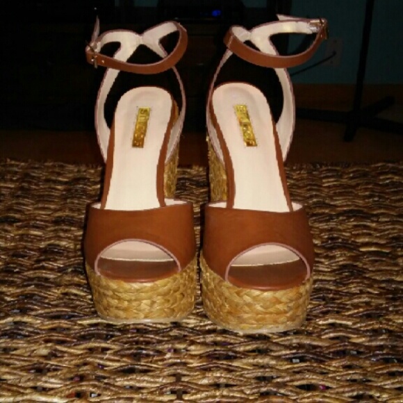 Studio F Shoes - Studio F Wedges