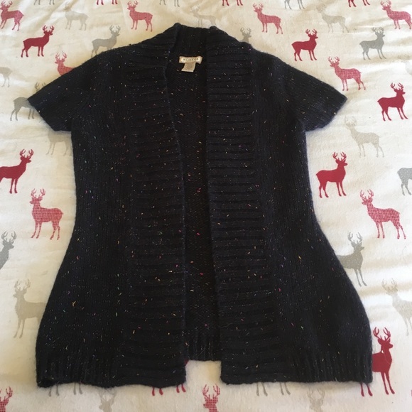 Sweater - Picture 1 of 2