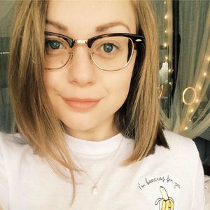 Meet your Posher, Claire