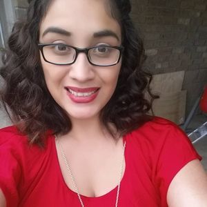 Meet your Posher, Marissa