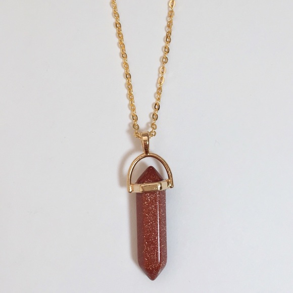 Jewelry - ❤️SALE❤️ goldstone crystal point necklace