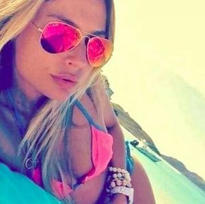 💕BRAND NEW PINK RAY BAN AVIATORS💕