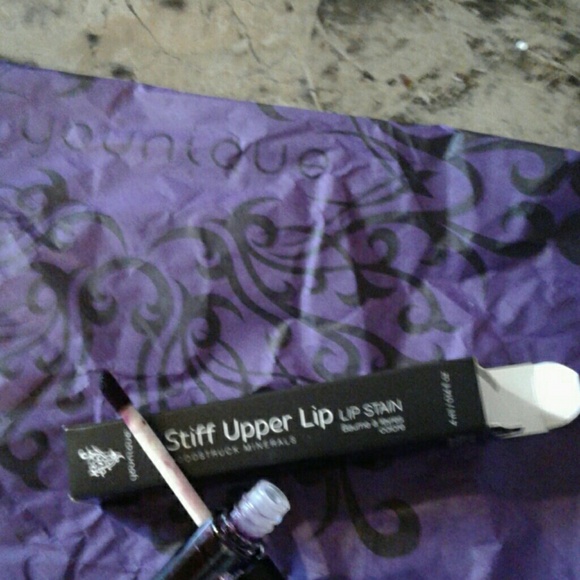 Younique