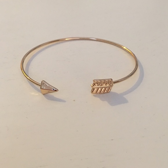 Gold Shooting Arrow Cuff Bracelet - Picture 2 of 4