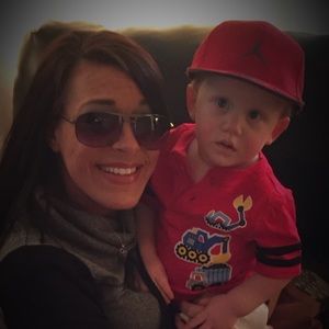 Meet your Posher, Amber