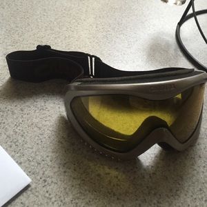 Snowboarding or skiing googles