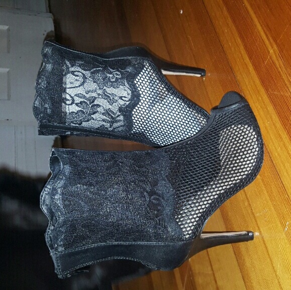 Lace booties