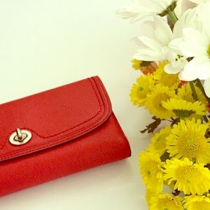 •Coach wallet NWT•