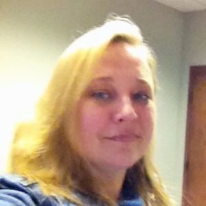 Meet your Posher, Laurie