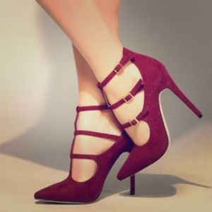 Brand new Red strappy Pumps❤️🙌🏼👌🏼