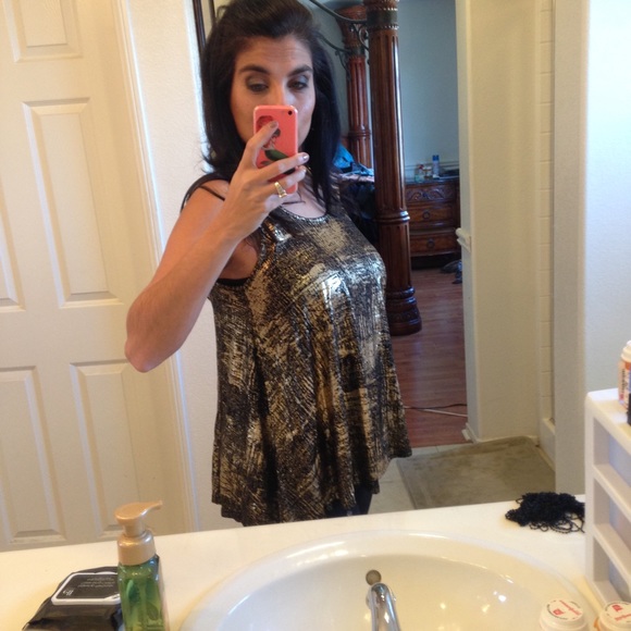 Summer tank. 🔴SOLD🔴 - Picture 2 of 2