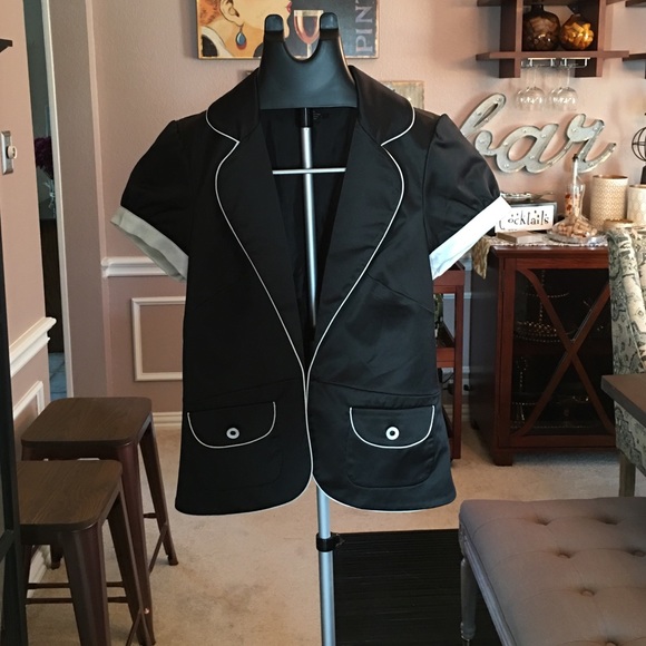 Guess satin short sleeve jacket