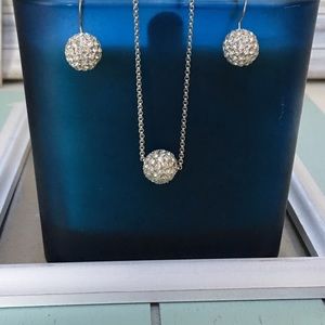 Crystal earrings & necklace set