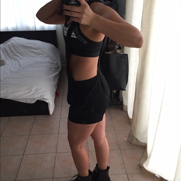 FOREVER 21 Shorts One Piece Overall - Picture 3 of 4