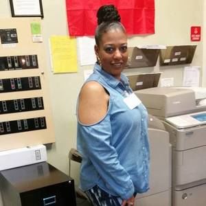 Meet your Posher, Sharon