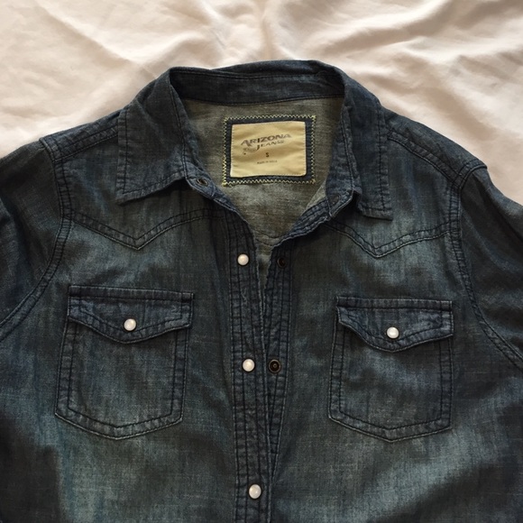 Denim Long-Sleeved Shirt - Picture 2 of 4