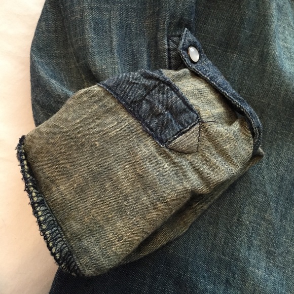 Denim Long-Sleeved Shirt - Picture 3 of 4