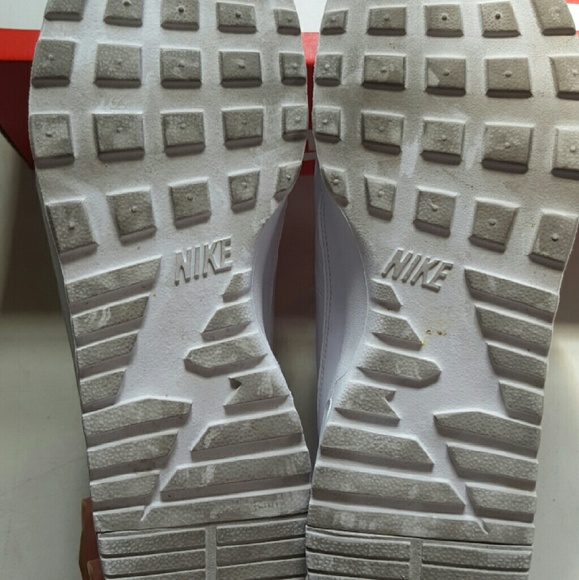 🔴SOLD🔴NIKE AIR MAX THEA - Picture 4 of 4