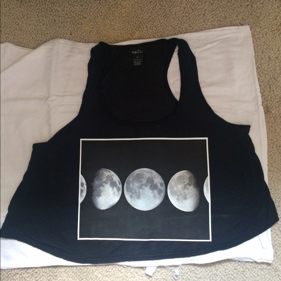 Moon crop top