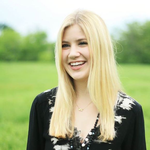 Meet your Posher, Rachel - Picture 1 of 1