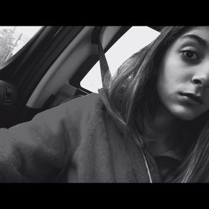 Meet your Posher, Cianna