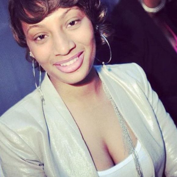 Meet your Posher, Nafeesa