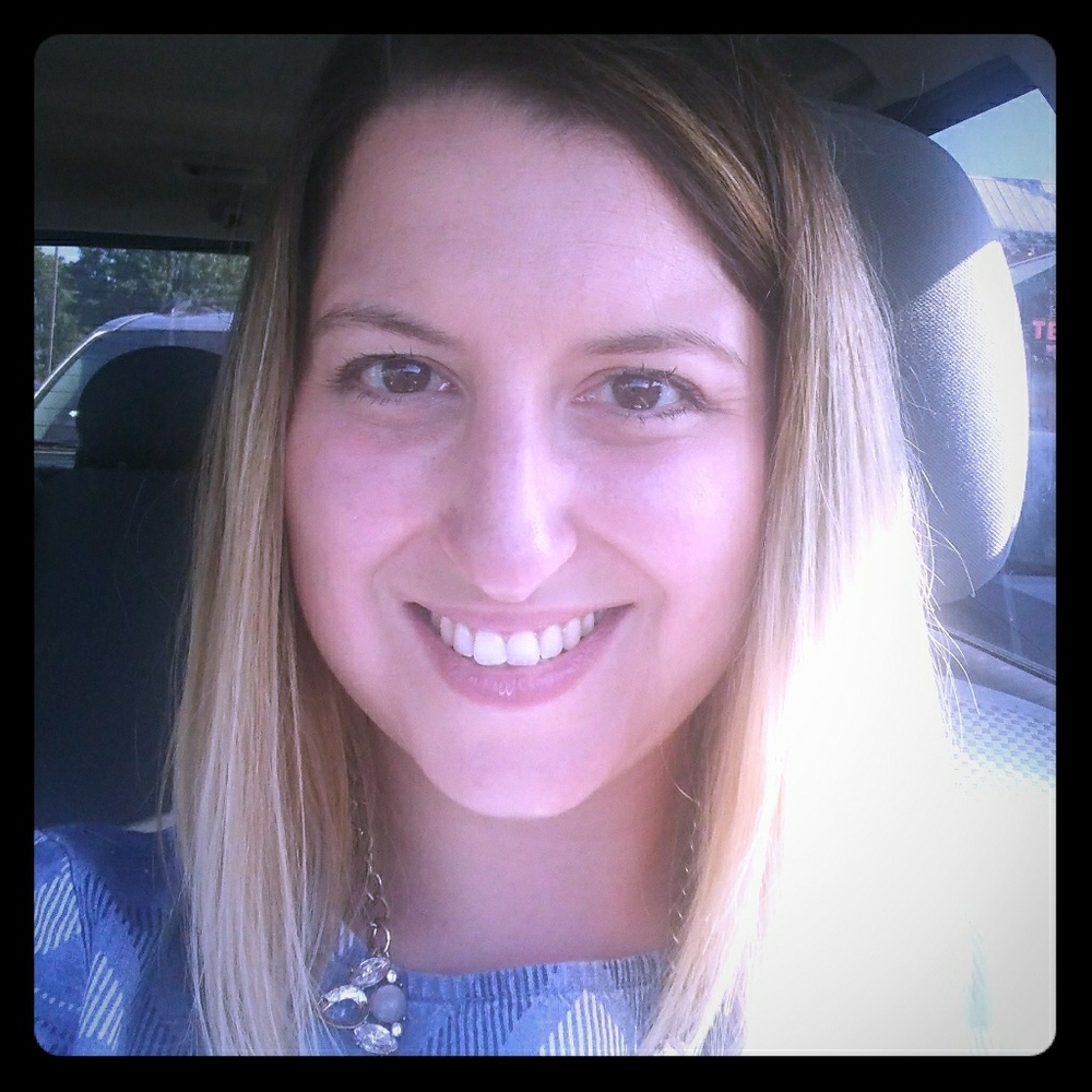 Meet your Posher, Nicole