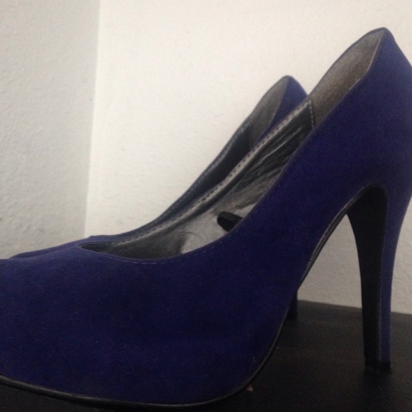 Fun Cobalt Blue Velvet Shoes - Picture 2 of 2