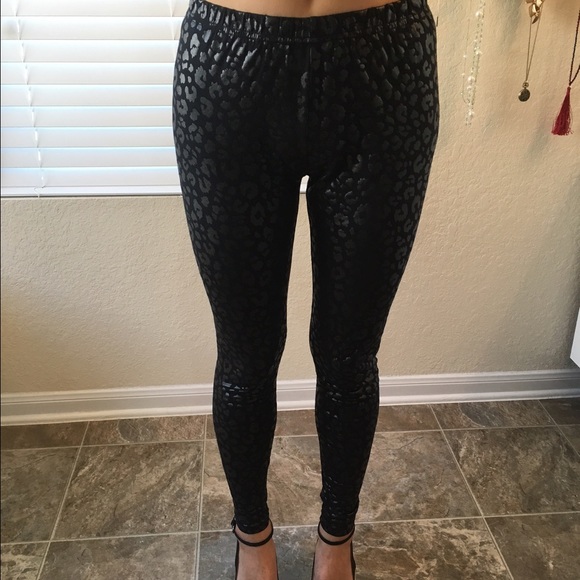 🙅🏽 SOLD🙅🏽 - Picture 2 of 4