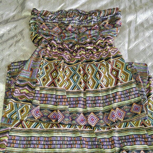 Strapless stretch Aztec Dress - Picture 3 of 3