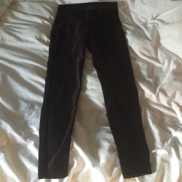 SALE TODAY ONLY HUE medium black corduroy leggings
