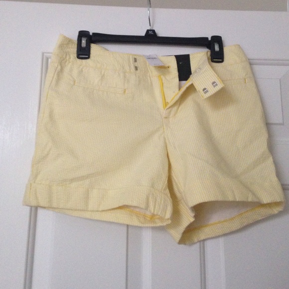 Banana Republic Shorts. Brand new with tags.