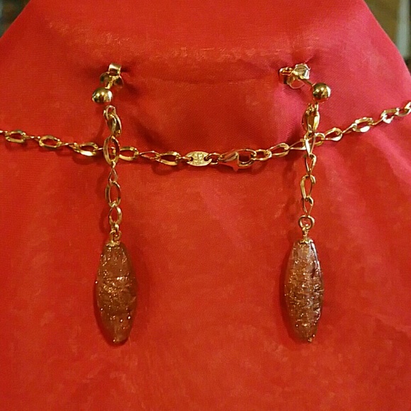 14 Kt. Gold Lariat Necklace Earrings Set - Picture 4 of 4
