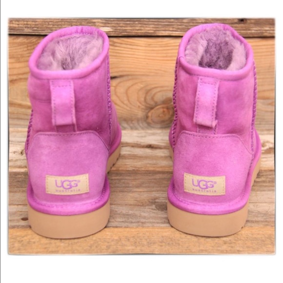 electric blue ugg mini electric blue ugg mini