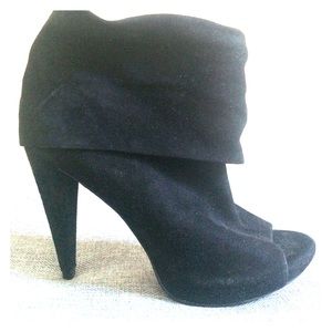 Vince Camuto suede peep toe booties