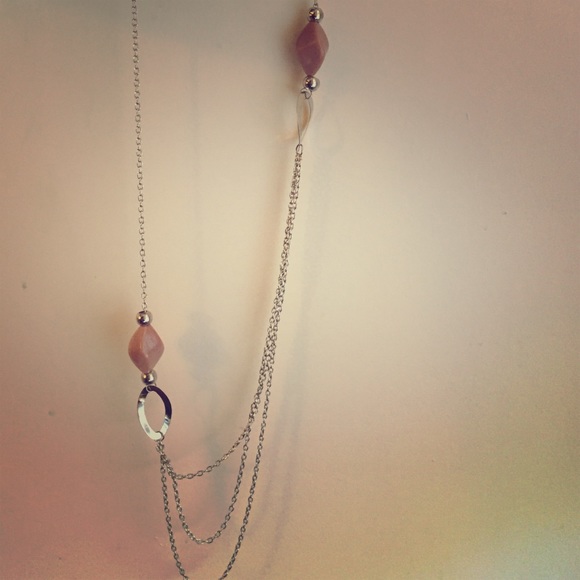 Necklace and earring set