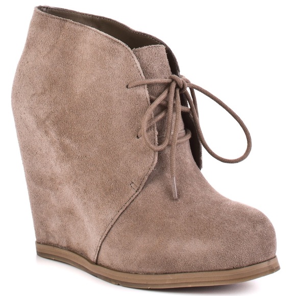 DV by dolce vita pure wedge suede beige 7.5