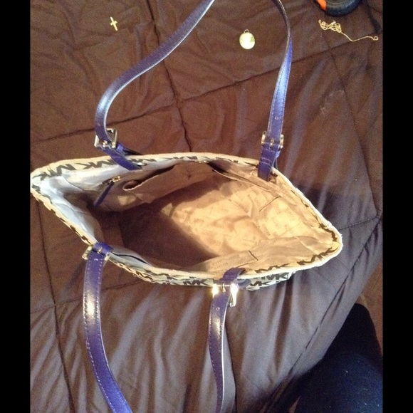 💕sold 💕 Gorgeous NWOT Michael Kors💕💕 - Picture 2 of 4