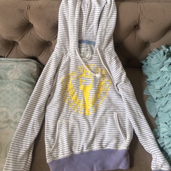 American eagle sweatshirt