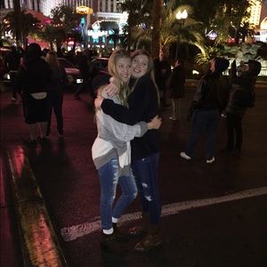 Meet your Posher, Kayla